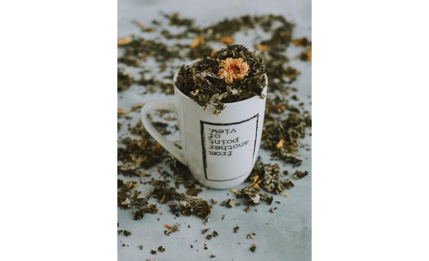 Viszlát méreganyagok és túlsúly, éljen a zsírégető tea és a méregtelenítő tea!